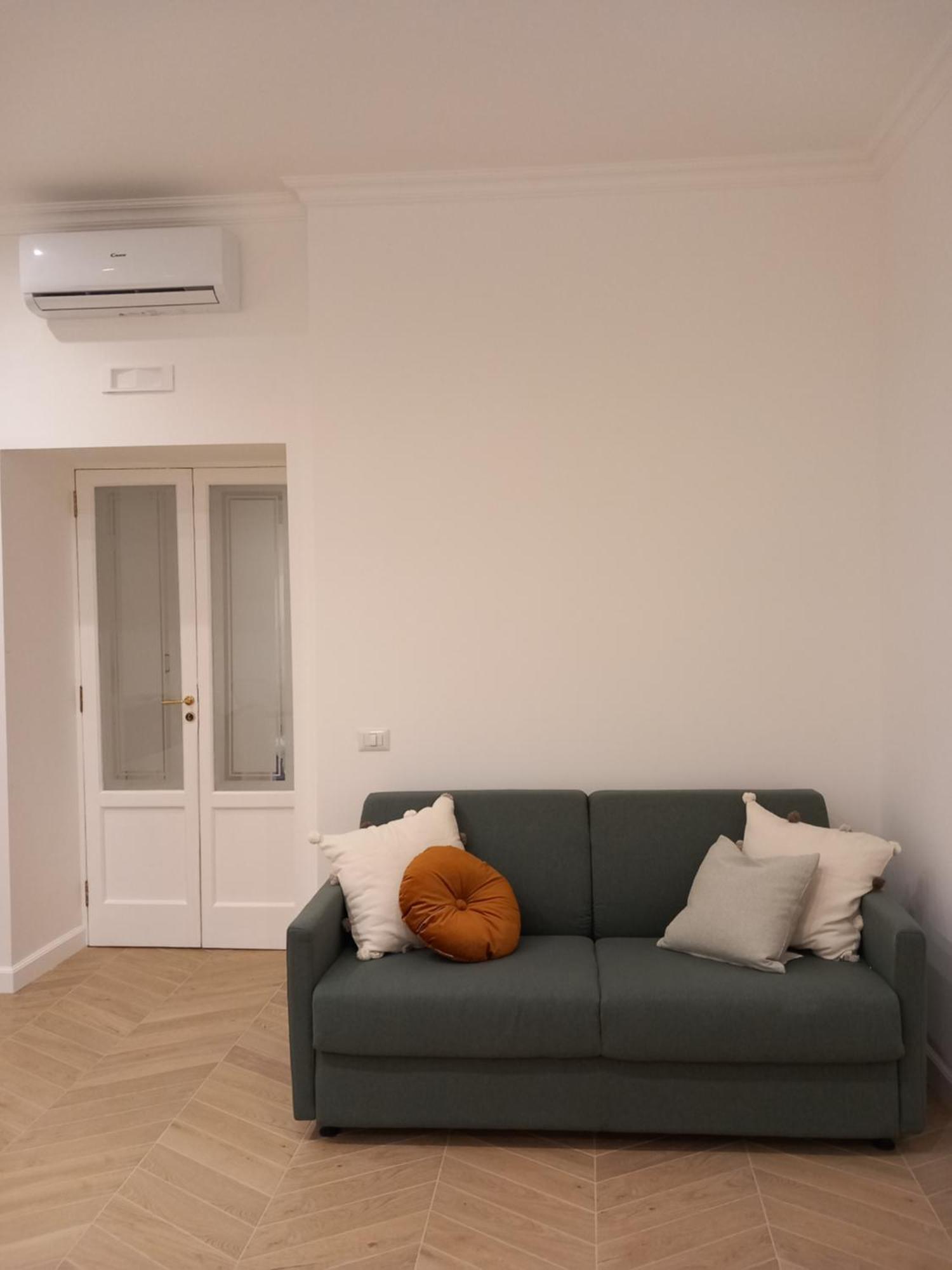 Porto 55 Apartment Napoli Ngoại thất bức ảnh